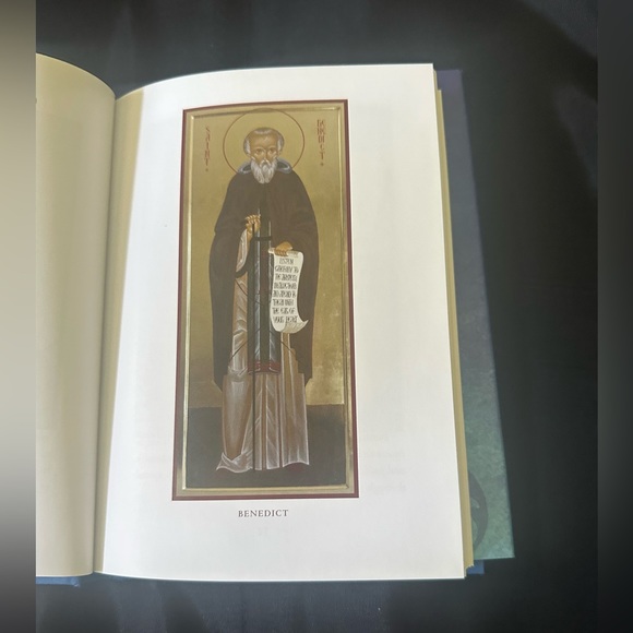 ICONS: The Essential Collection by sr. Faith Riccio, Cj - Picture 8 of 10